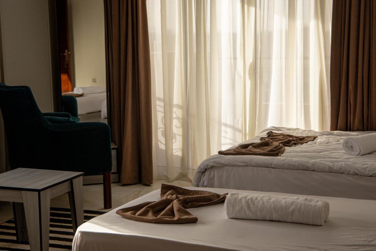 Gardenia Inn Nazlet el-Sîsi Extérieur photo