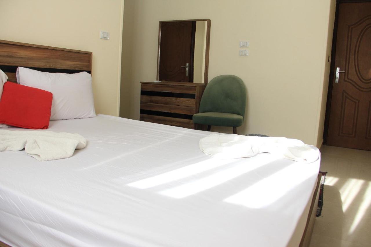 Gardenia Inn Nazlet el-Sîsi Extérieur photo